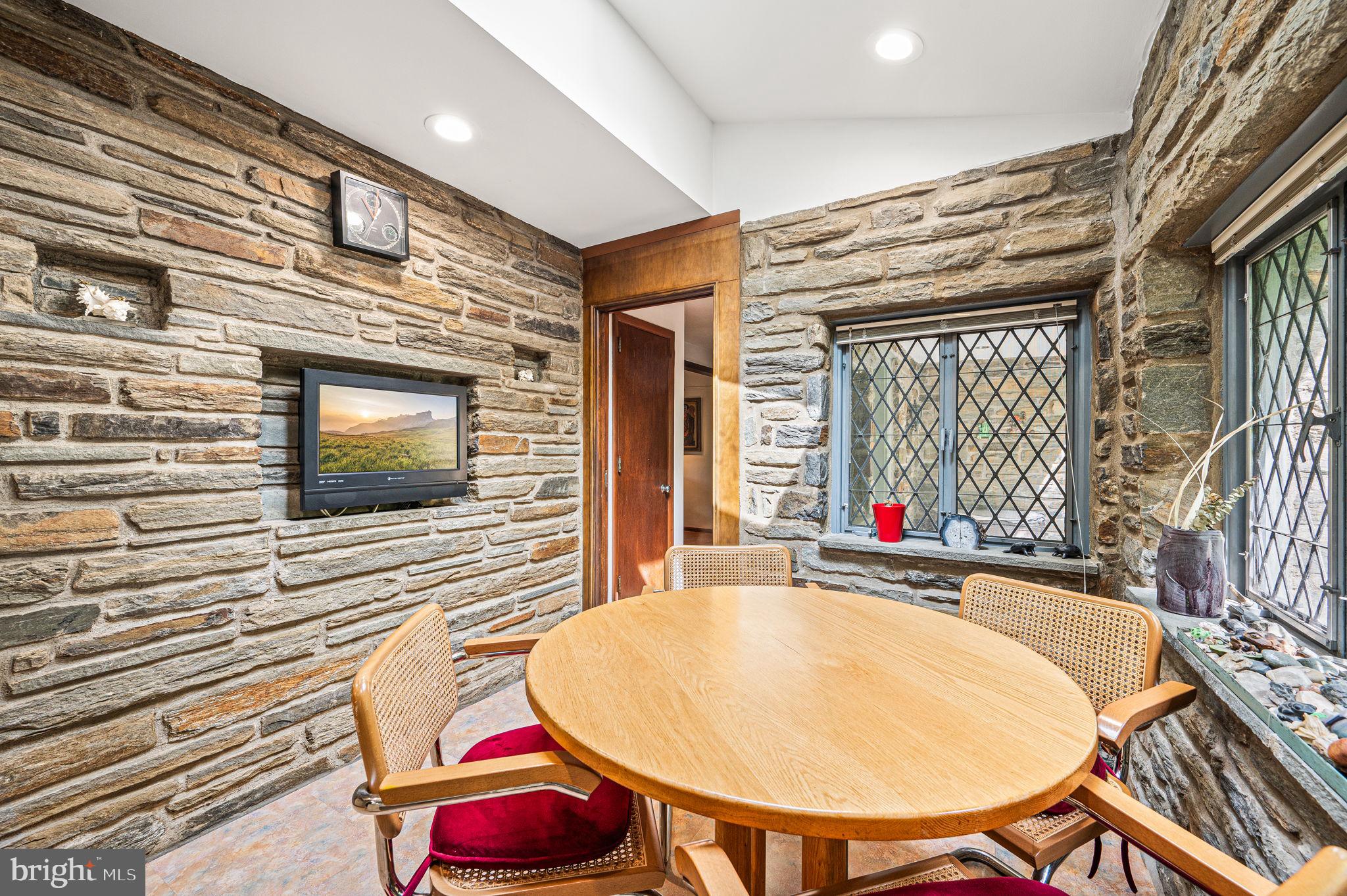 15 Wellesley Road Swarthmore, PA 19081 - Photo 13 of 42