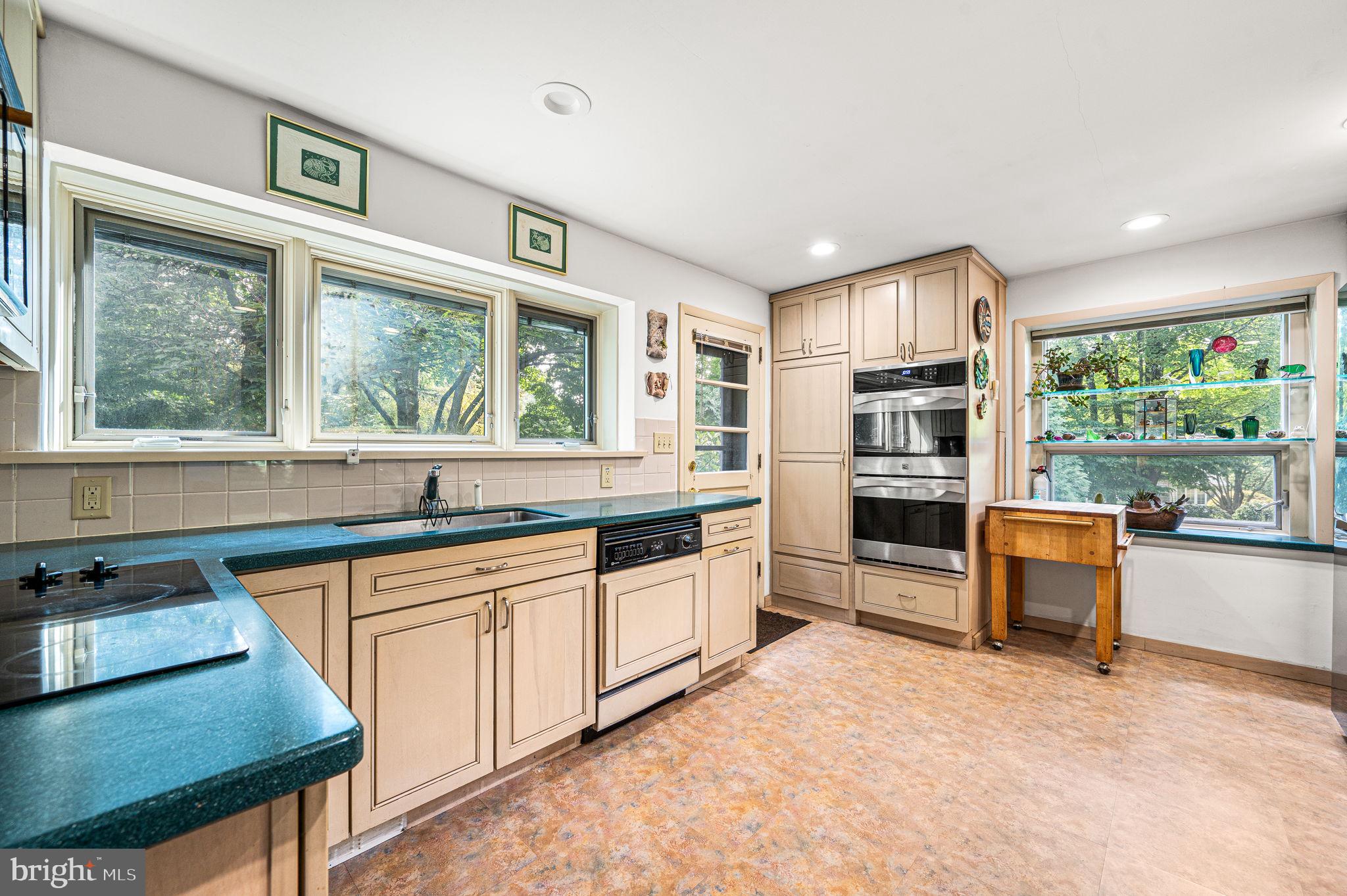 15 Wellesley Road Swarthmore, PA 19081 - Photo 14 of 42