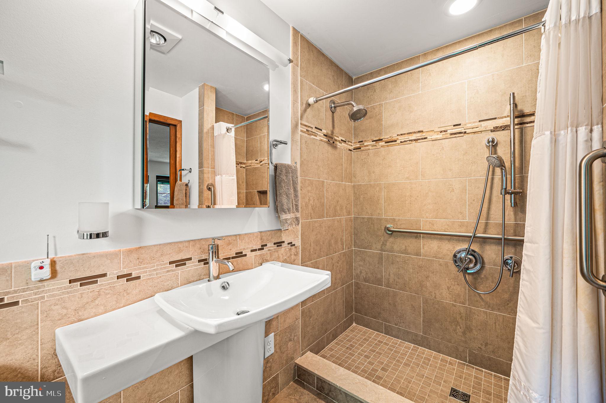 15 Wellesley Road Swarthmore, PA 19081 - Photo 26 of 42