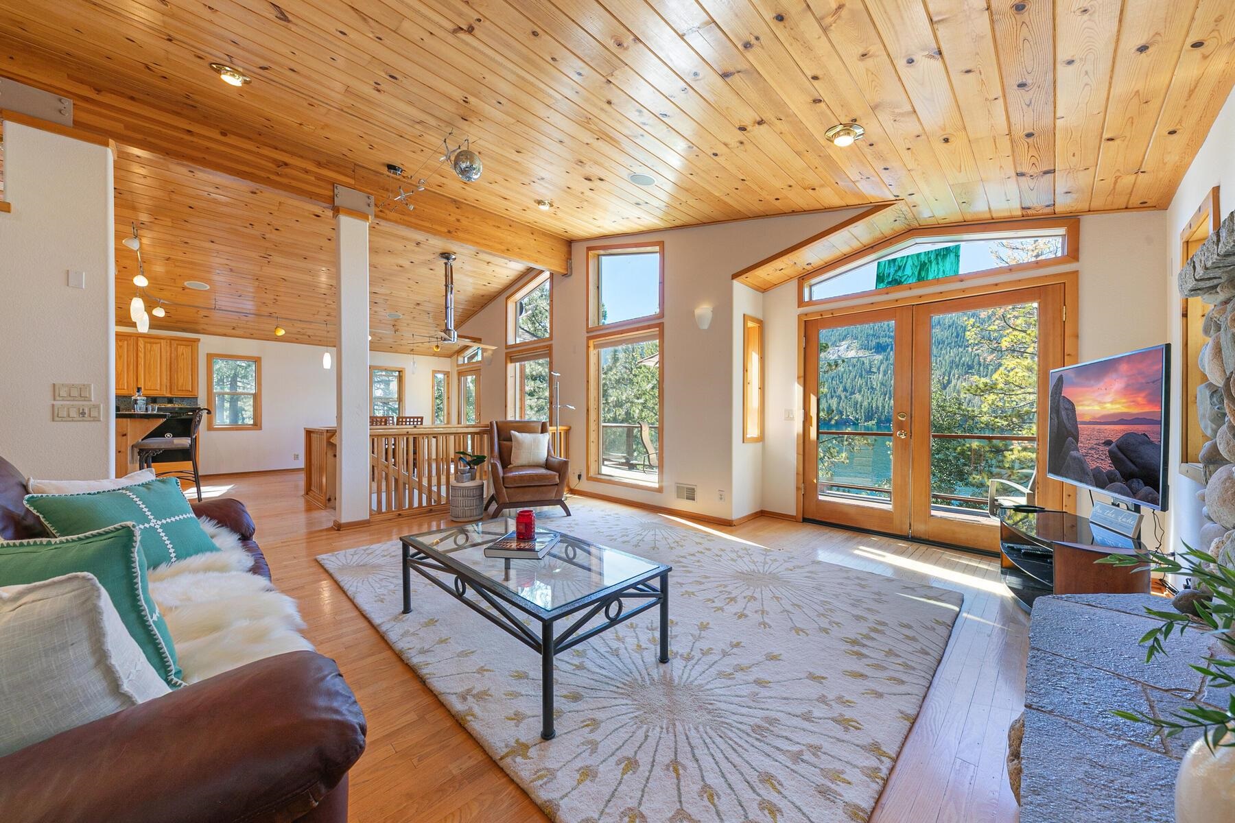 15061 Reed Avenue West Truckee, CA 96161 - Photo 13 of 28 Gallery Image 13