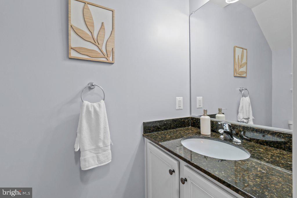 6488 Cornwall Drive, Unit 10 Eldersburg, MD 21784 - Photo 13 of 28