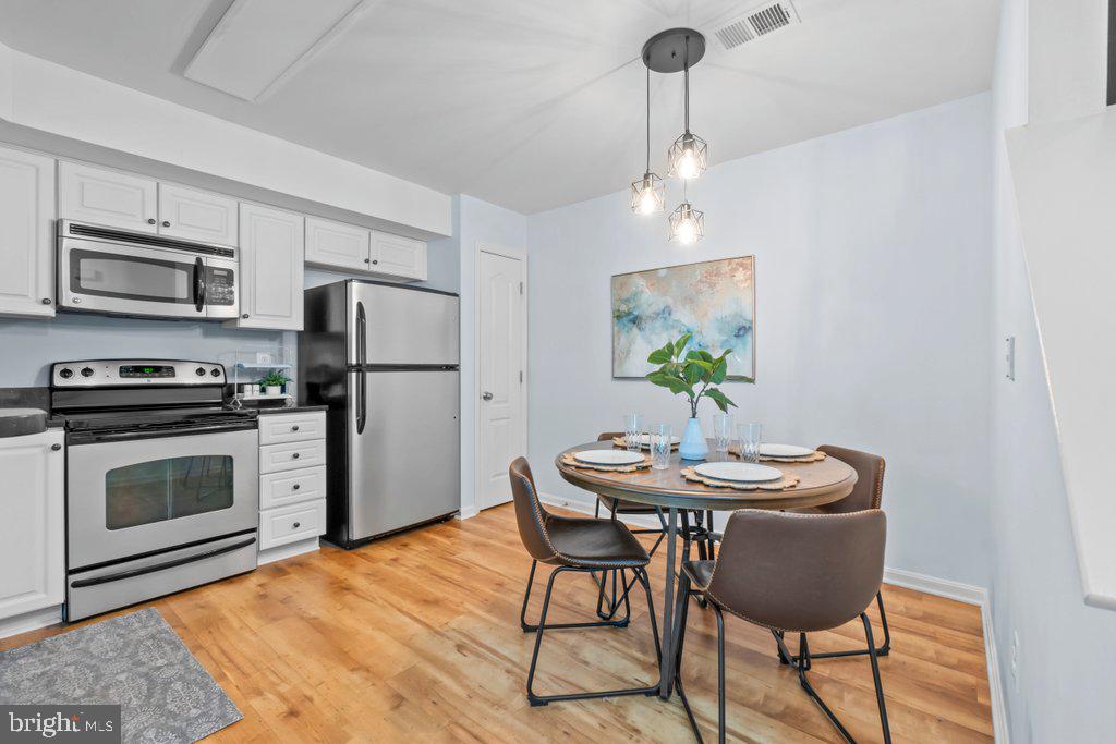 6488 Cornwall Drive, Unit 10 Eldersburg, MD 21784 - Photo 9 of 28