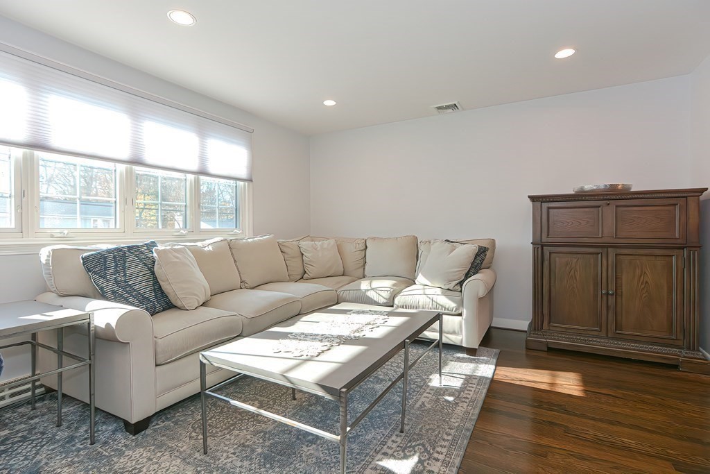 12 Westgate Road Framingham, MA 01701 - Photo 16 of 42 Gallery Image 16