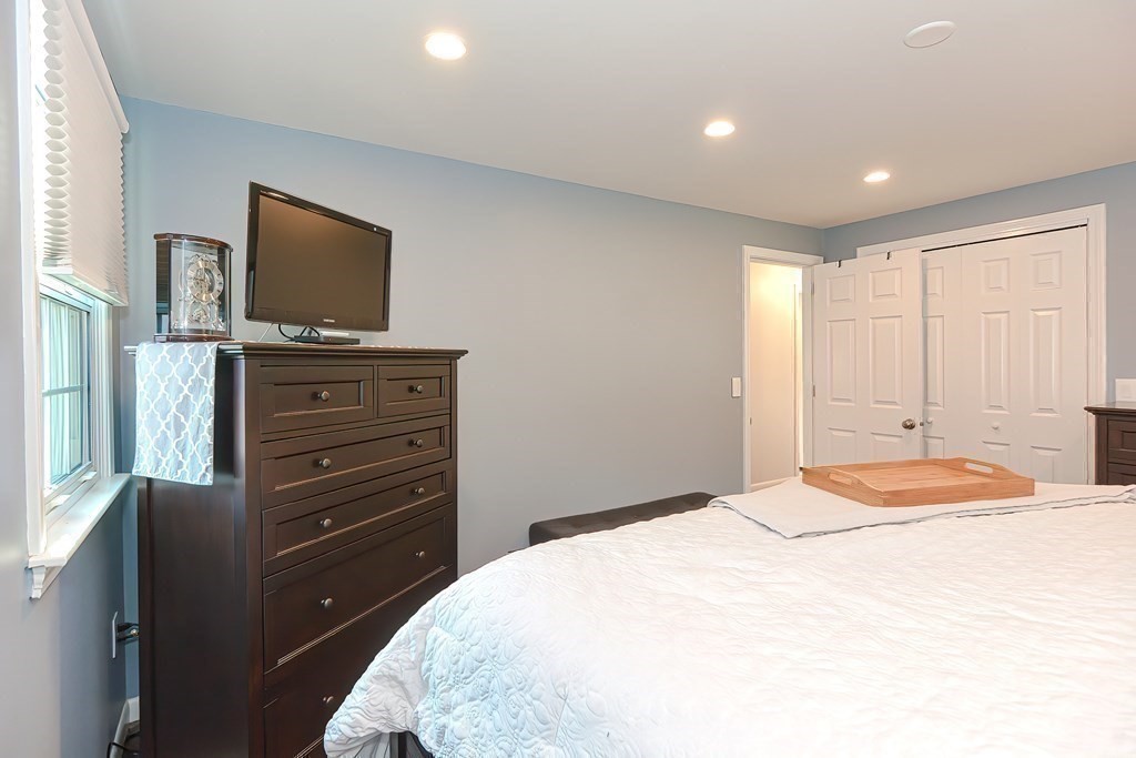 12 Westgate Road Framingham, MA 01701 - Photo 22 of 42 Gallery Image 22