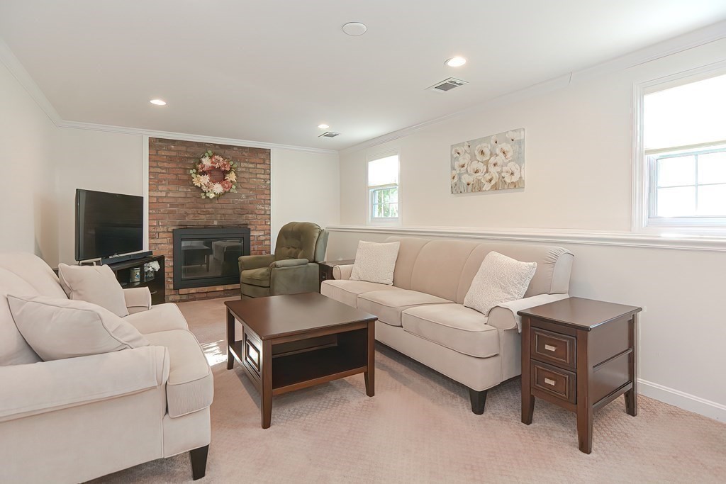 12 Westgate Road Framingham, MA 01701 - Photo 31 of 42 Gallery Image 31