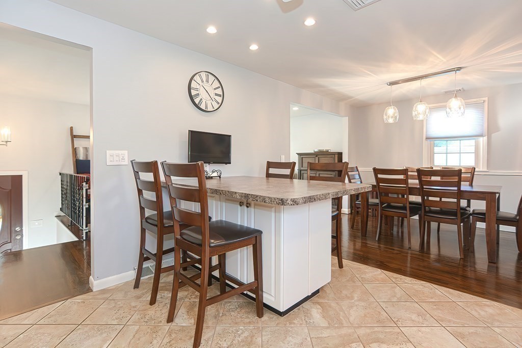 12 Westgate Road Framingham, MA 01701 - Photo 8 of 42 Gallery Image 8