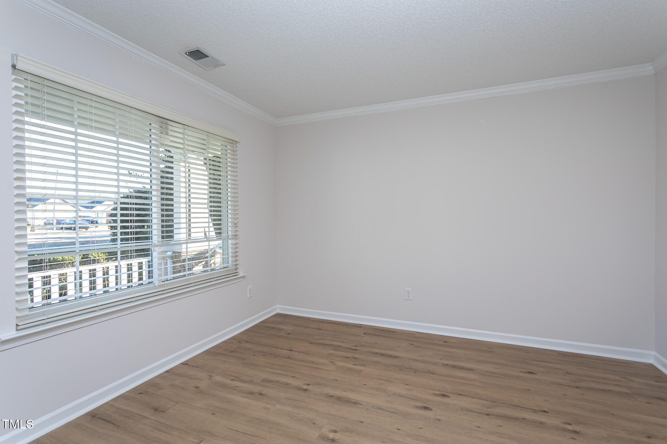 3208 Flowery Branch Road Raleigh, NC 27610 - Photo 11 of 32 Office