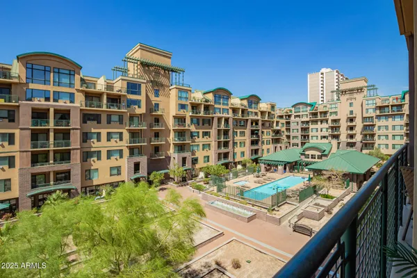 $380,000 | 16 West Encanto Boulevard, Unit 415, Phoenix, AZ 85003