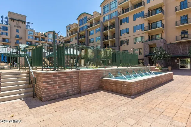 $399,000 | 16 West Encanto Boulevard, Unit 415, Phoenix, AZ 85003