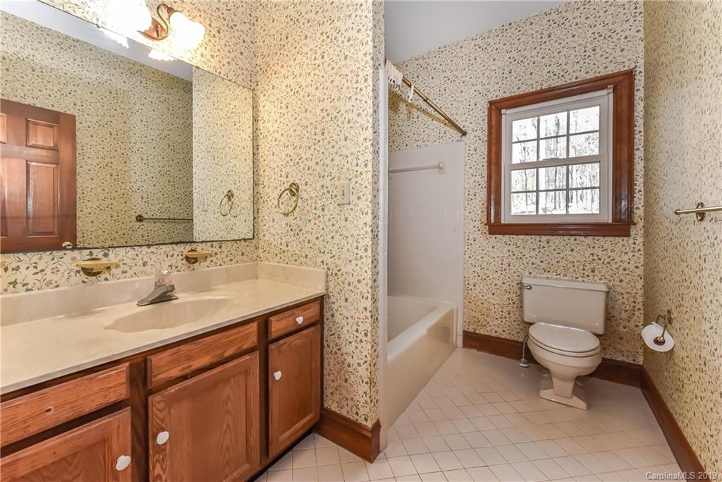 6925 Tree Hill Road Matthews, NC 28104 - Photo 15 of 25 Gallery Image 15
