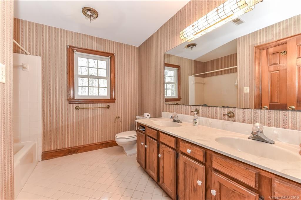 6925 Tree Hill Road Matthews, NC 28104 - Photo 20 of 25 Gallery Image 20