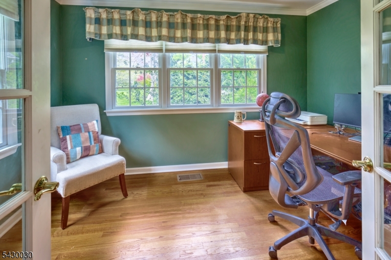 77 Riverside Drive Bernards, NJ 07920 - Photo 7 of 39