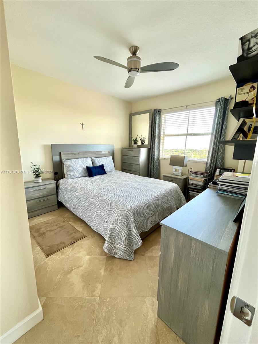 1627 Southwest 37th Avenue, Unit 907 Miami, FL 33145 - Photo 14 of 40