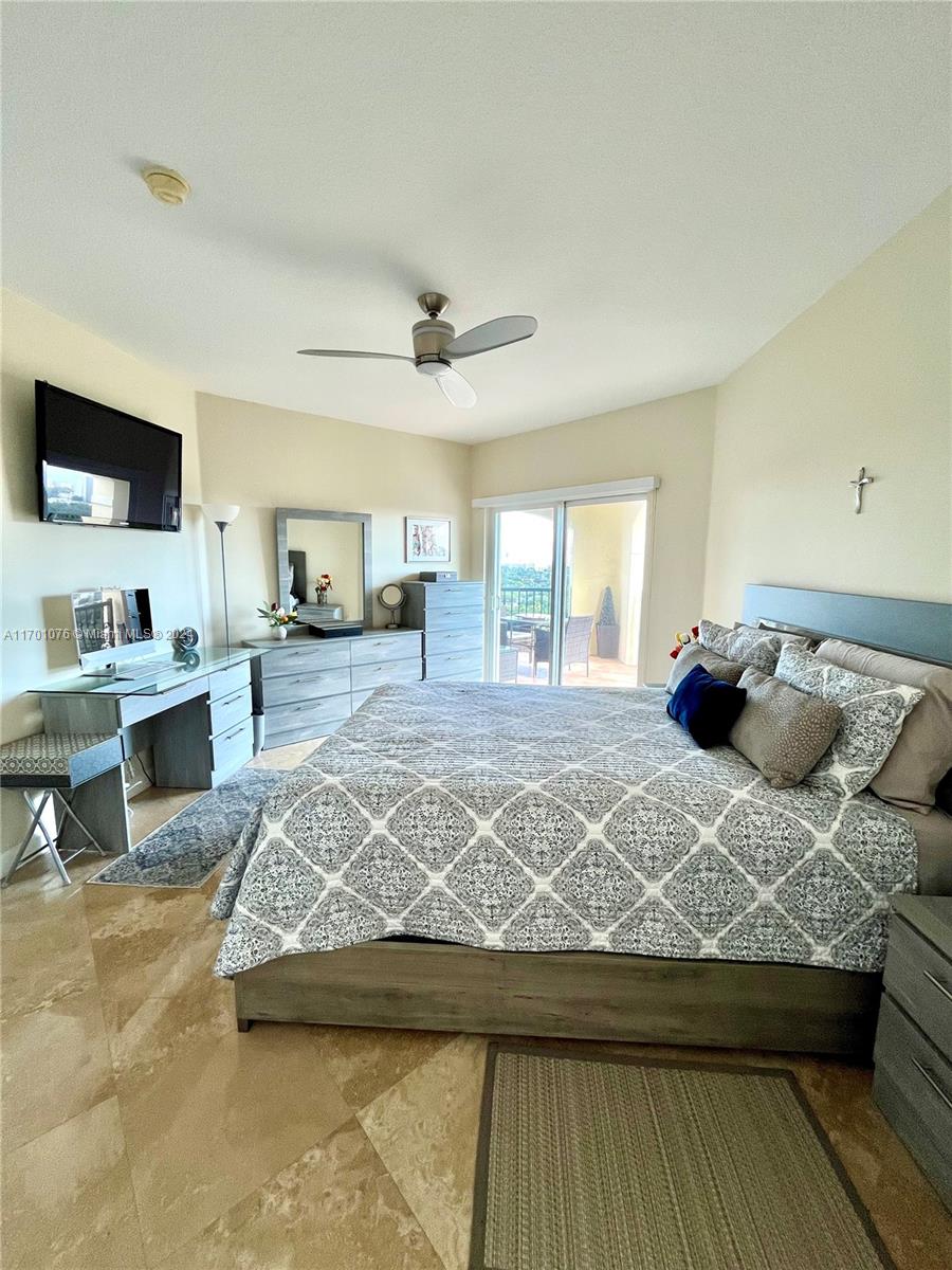 1627 Southwest 37th Avenue, Unit 907 Miami, FL 33145 - Photo 18 of 40