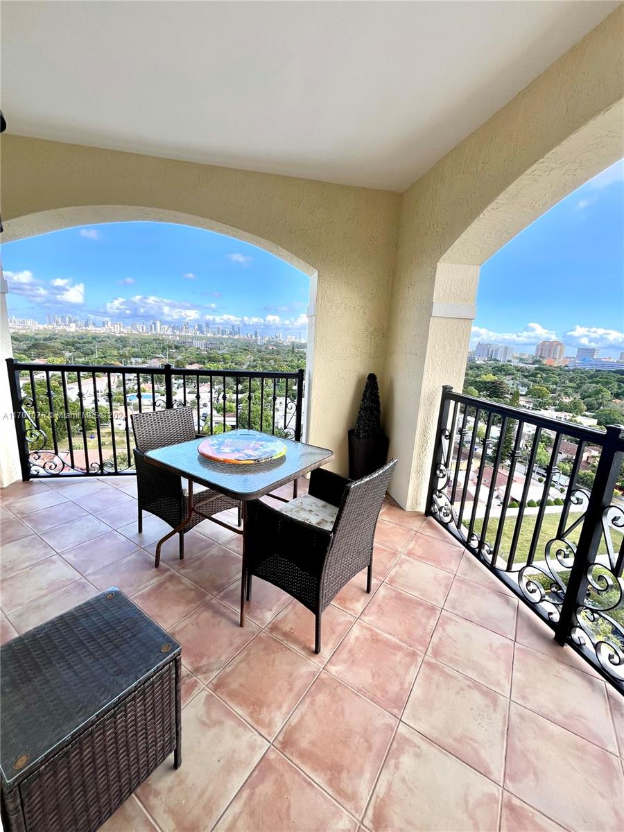 1627 Southwest 37th Avenue, Unit 907 Miami, FL 33145 - Photo 26 of 40