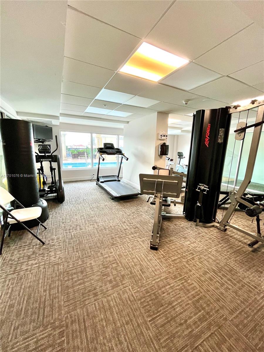 1627 Southwest 37th Avenue, Unit 907 Miami, FL 33145 - Photo 31 of 40