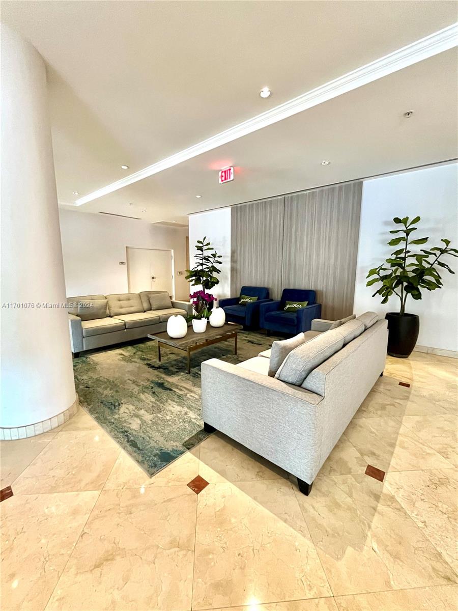 1627 Southwest 37th Avenue, Unit 907 Miami, FL 33145 - Photo 39 of 40