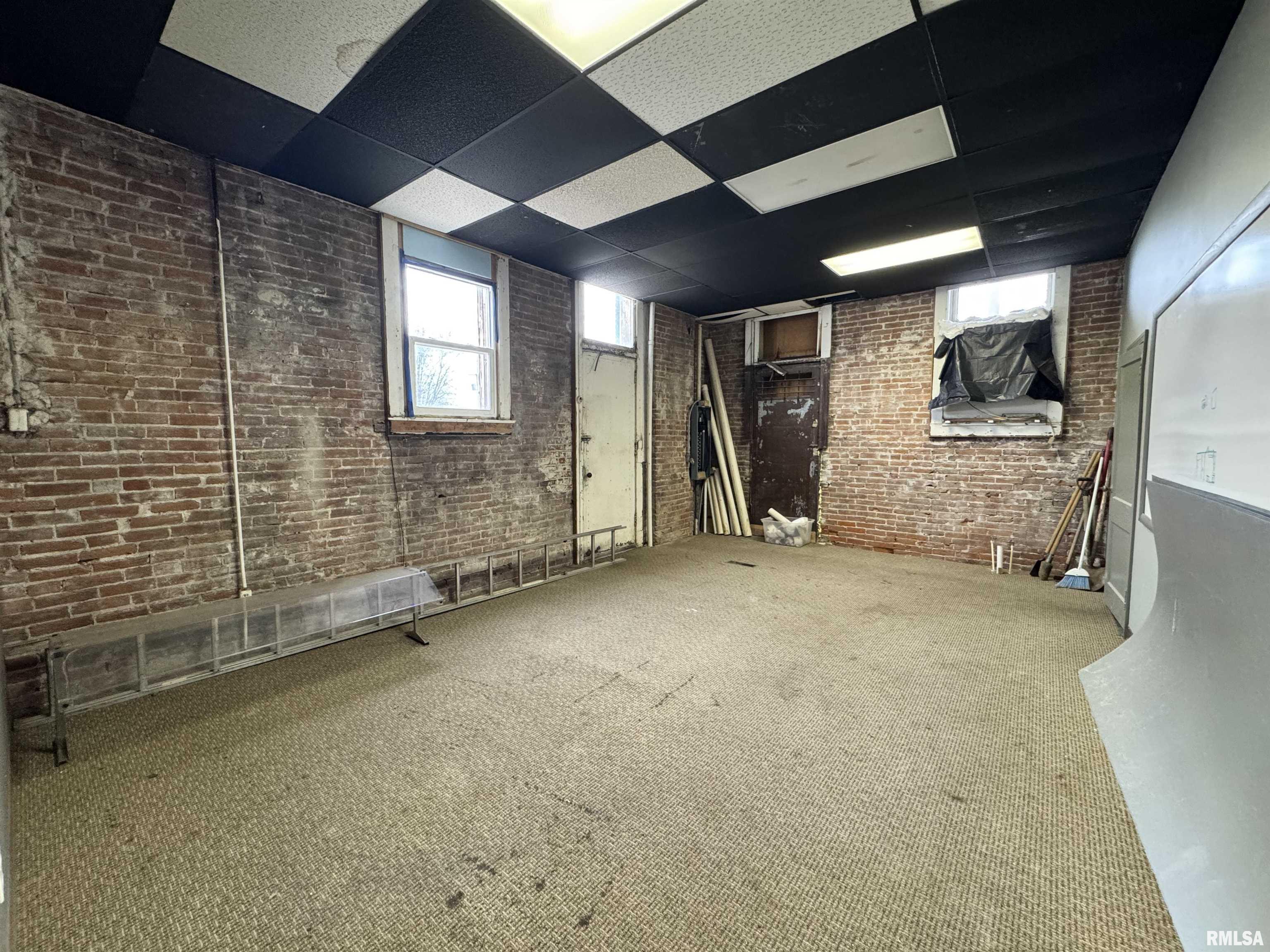 801 Monroe Street Quincy, IL 62301 - Photo 4 of 6