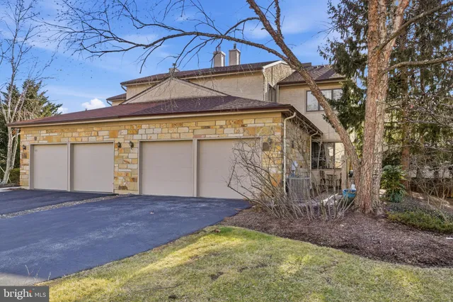 $3,200 | 42 Woodmont Drive, Lawrenceville, NJ 08648