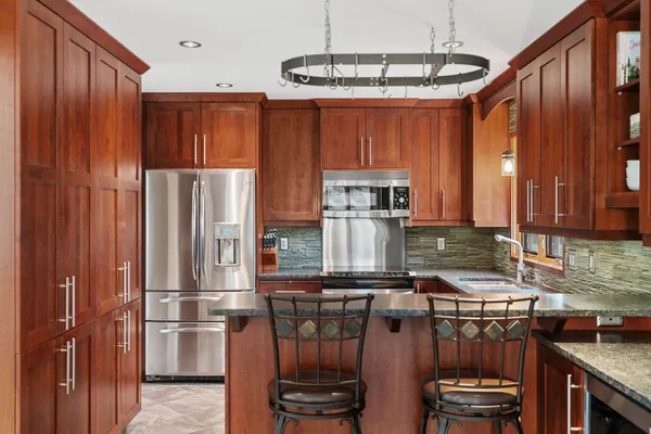 $475,000 | 13898 78th Avenue North, Maple Grove, MN 55311