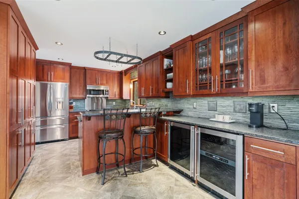 $475,000 | 13898 78th Avenue North, Maple Grove, MN 55311