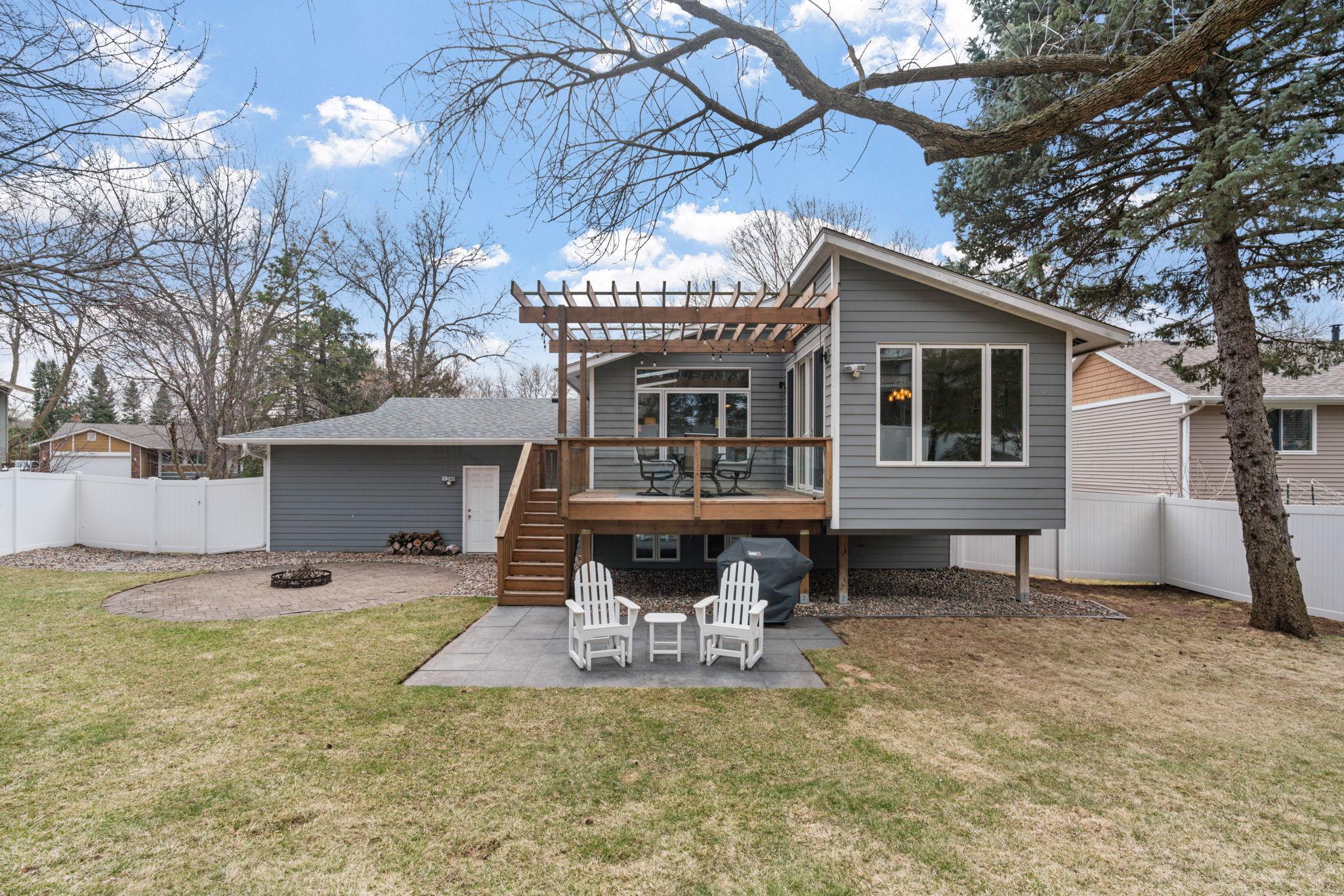 13898 78th Avenue North Maple Grove, MN 55311 - Photo 4 of 29