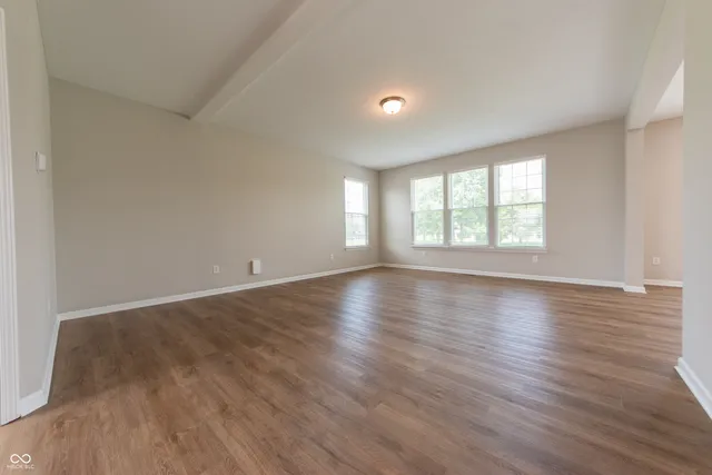 $2,800 | 7042 Pinnacle Drive, Columbus, IN 47201