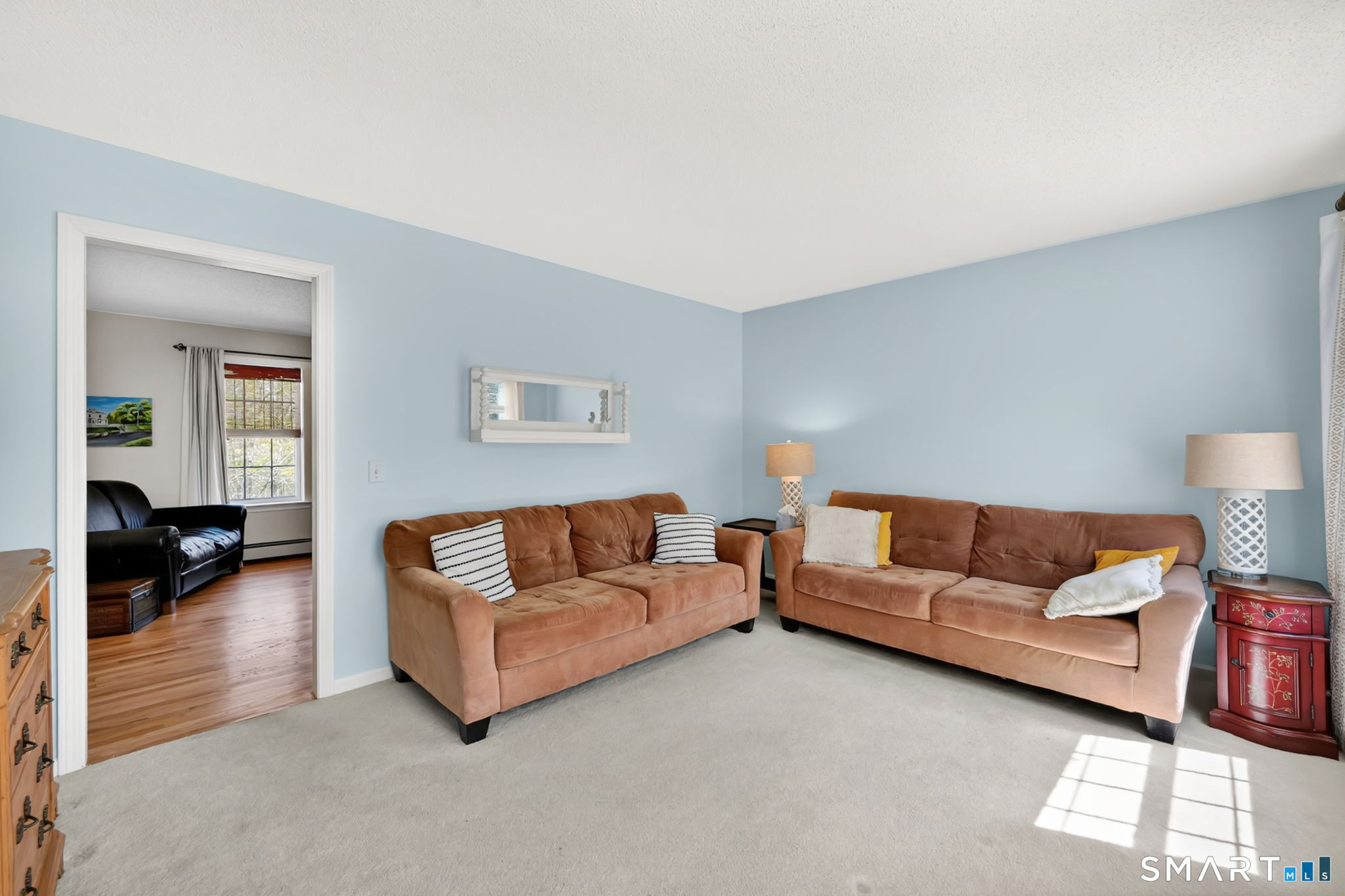 198 North Farms Road Coventry, CT 06238 - Photo 17 of 40 Living Room