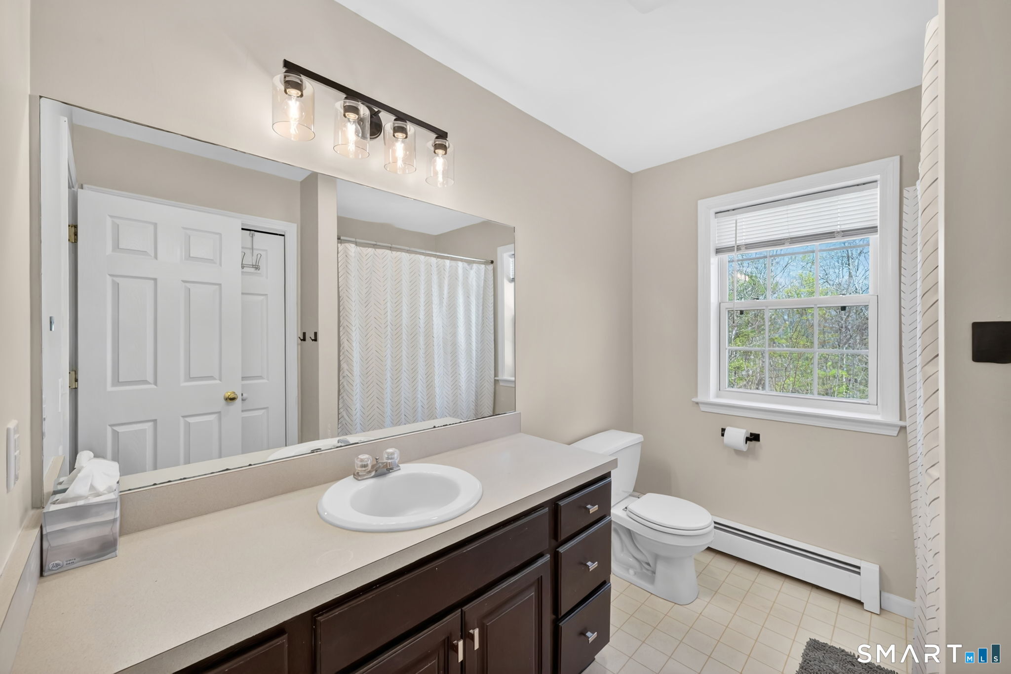 198 North Farms Road Coventry, CT 06238 - Photo 29 of 40 2nd Level Full Bathroom