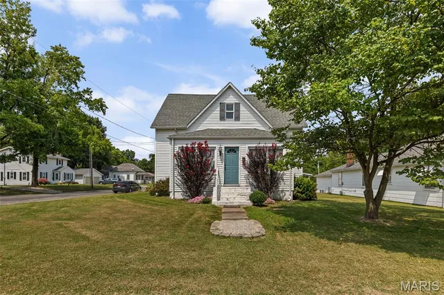 $155,000 | 115 West 4th Street, Sparta, IL 62286