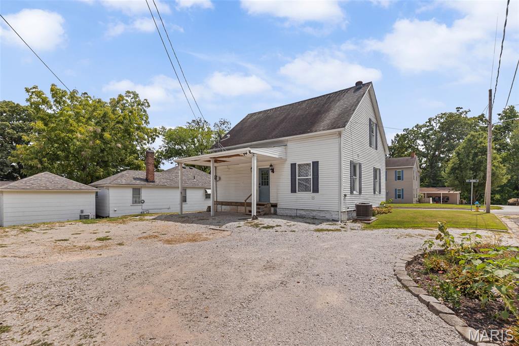 115 West 4th Street Sparta, IL 62286 - Photo 3 of 33