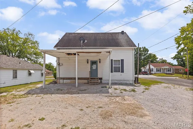 $155,000 | 115 West 4th Street, Sparta, IL 62286