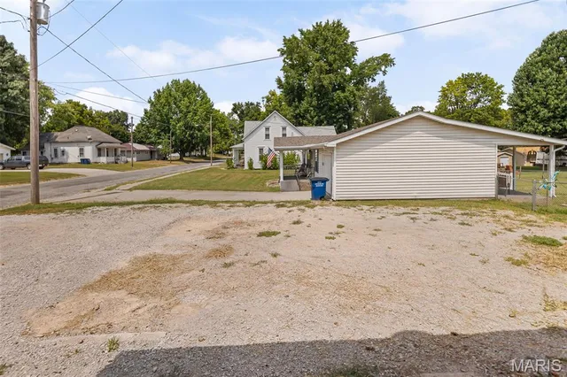 $155,000 | 115 West 4th Street, Sparta, IL 62286