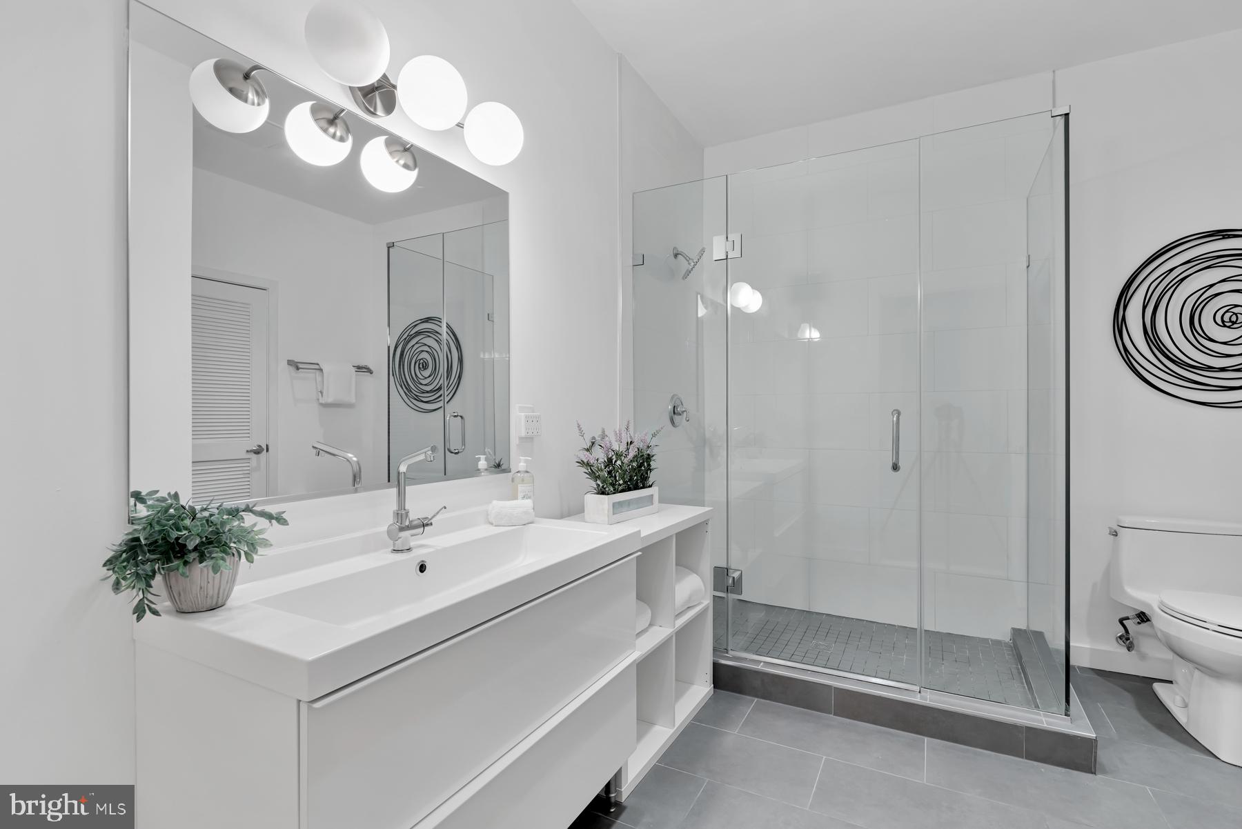 1701 Kalorama Road Northwest, Unit 407 Washington, DC 20009 - Photo 24 of 29