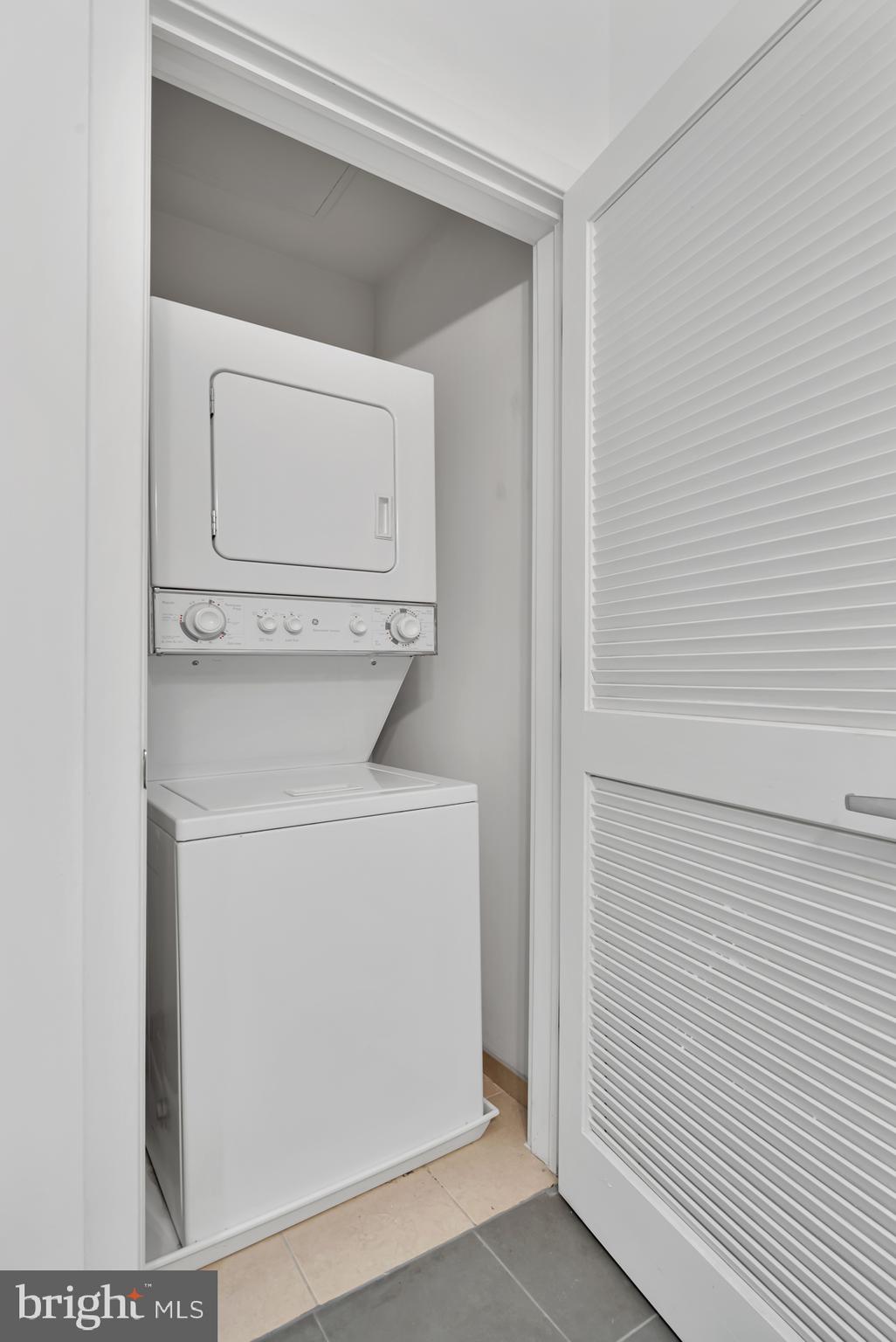 1701 Kalorama Road Northwest, Unit 407 Washington, DC 20009 - Photo 25 of 29