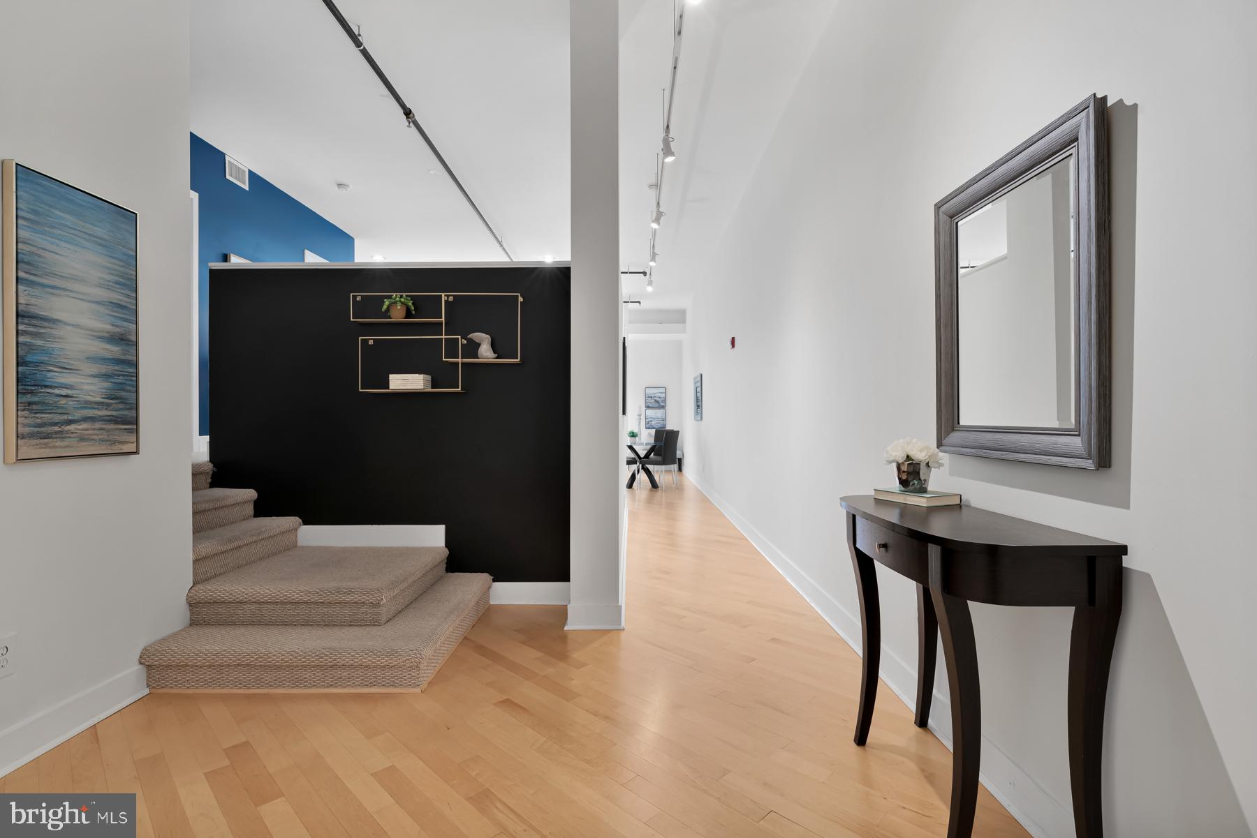 1701 Kalorama Road Northwest, Unit 407 Washington, DC 20009 - Photo 3 of 29