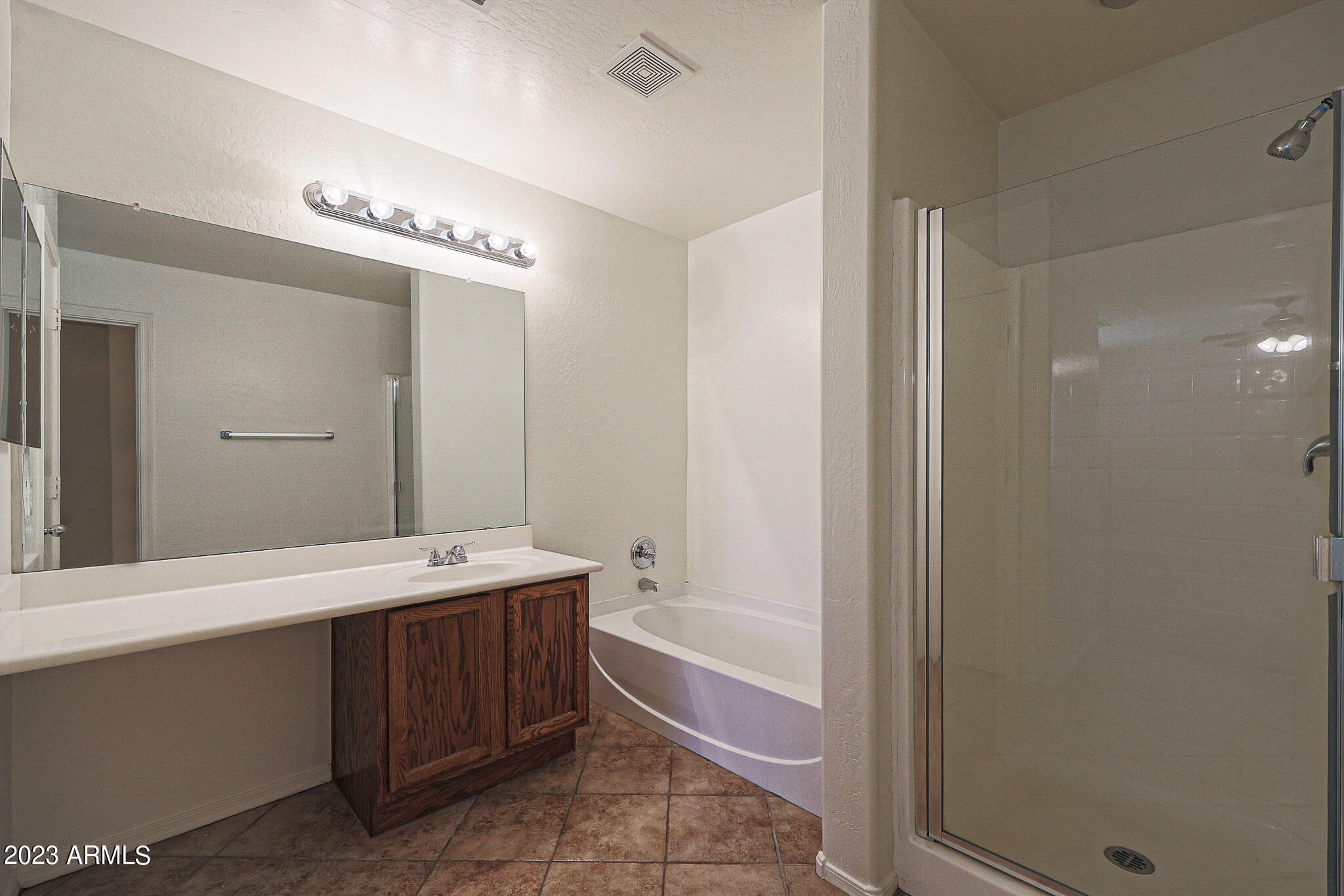 7304 South Sunset Way Buckeye, AZ 85326 - Photo 11 of 22 B (30)