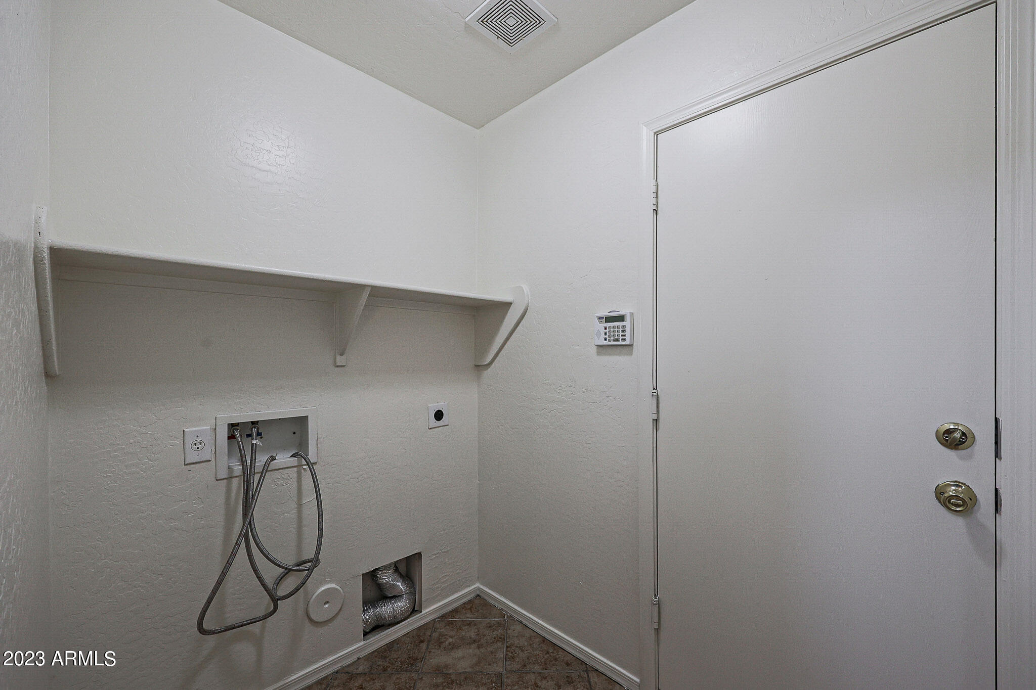 7304 South Sunset Way Buckeye, AZ 85326 - Photo 18 of 22 B (16)