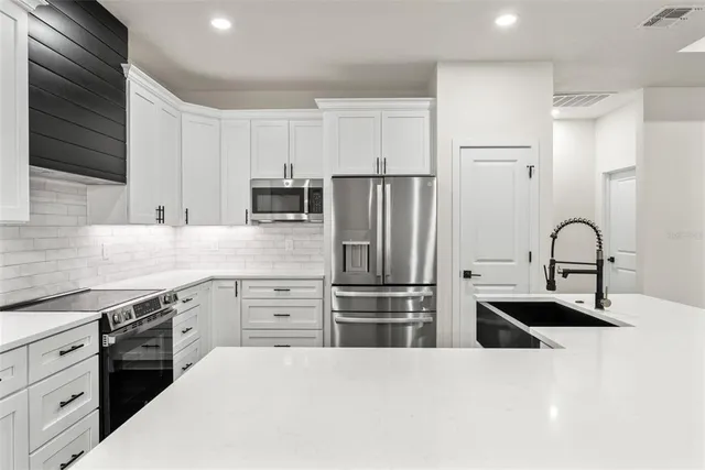 $449,000 | 11374 Paramount Avenue, Weeki Wachee, FL 34614