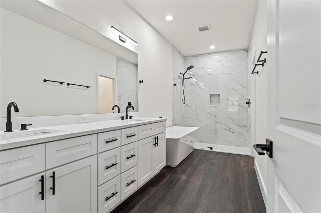 11374 Paramount Avenue Weeki Wachee, FL 34614 - Photo 28 of 69