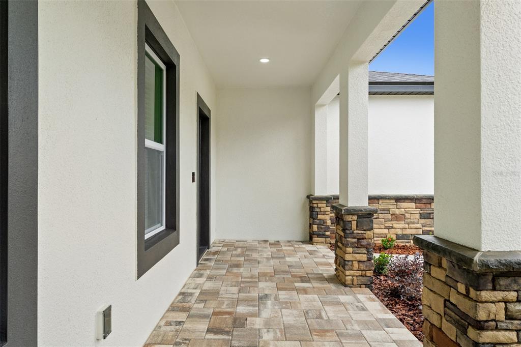 11374 Paramount Avenue Weeki Wachee, FL 34614 - Photo 4 of 69