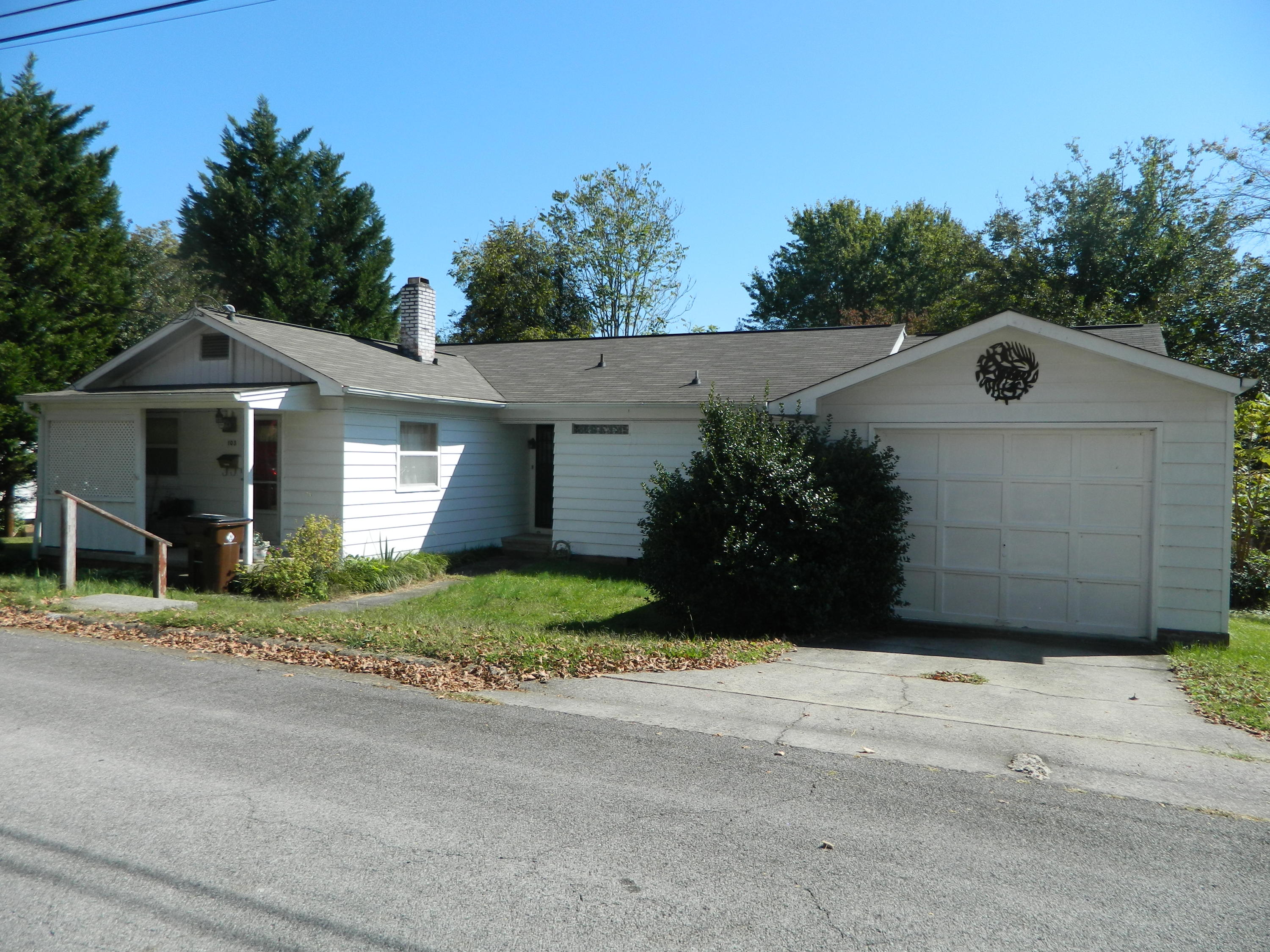 103 West Newkirk Lane Oak Ridge, TN 37830 - Photo 1 of 13 DSCN3490