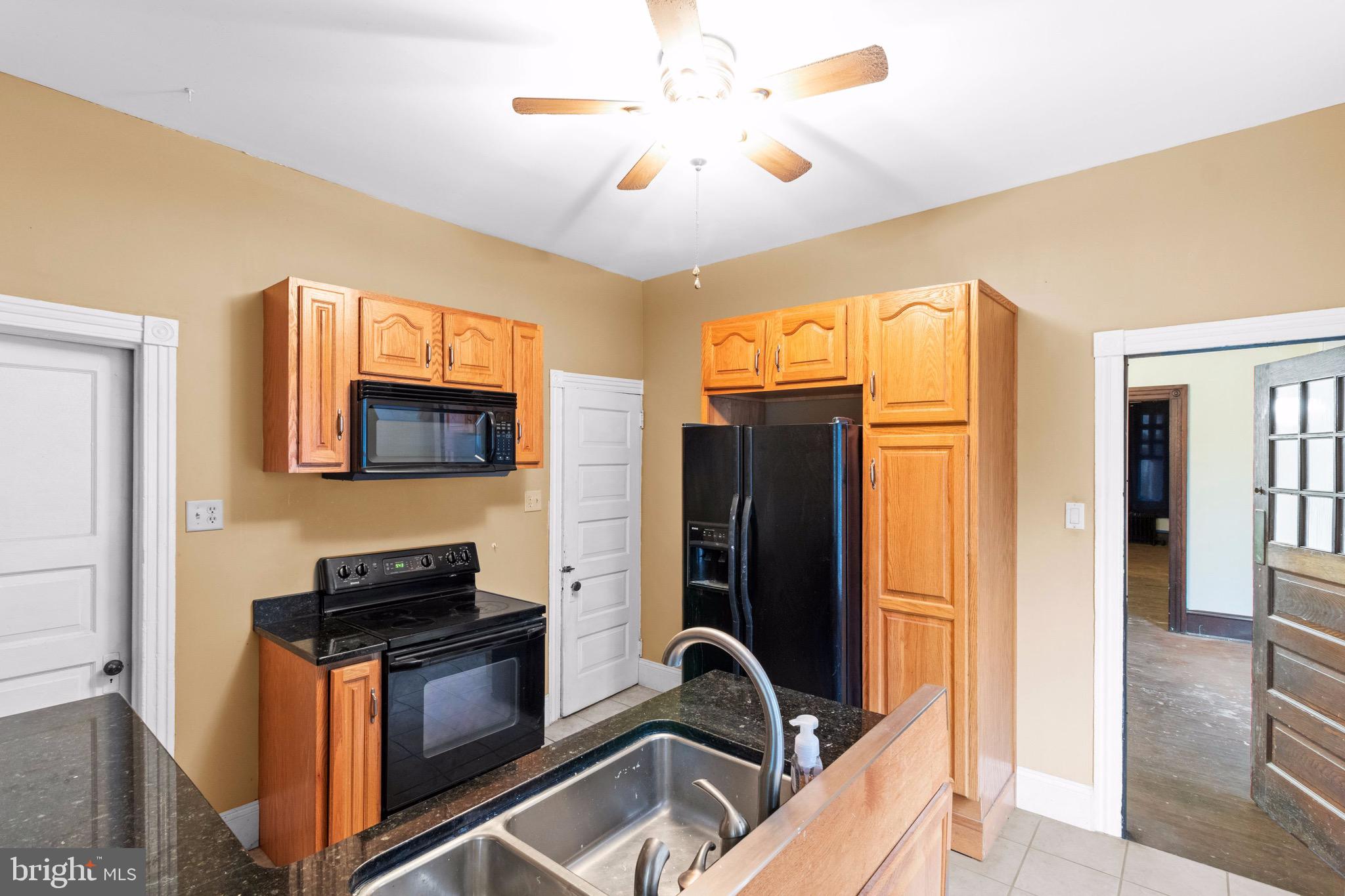 308 Roxborough Avenue Philadelphia, PA 19128 - Photo 11 of 31 Gallery Image 11