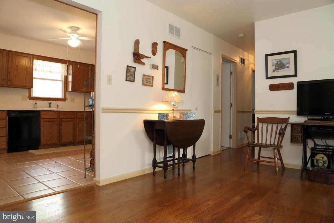 52 Hayloft Road Denver, PA 17517 - Photo 5 of 20 Gallery Image 5