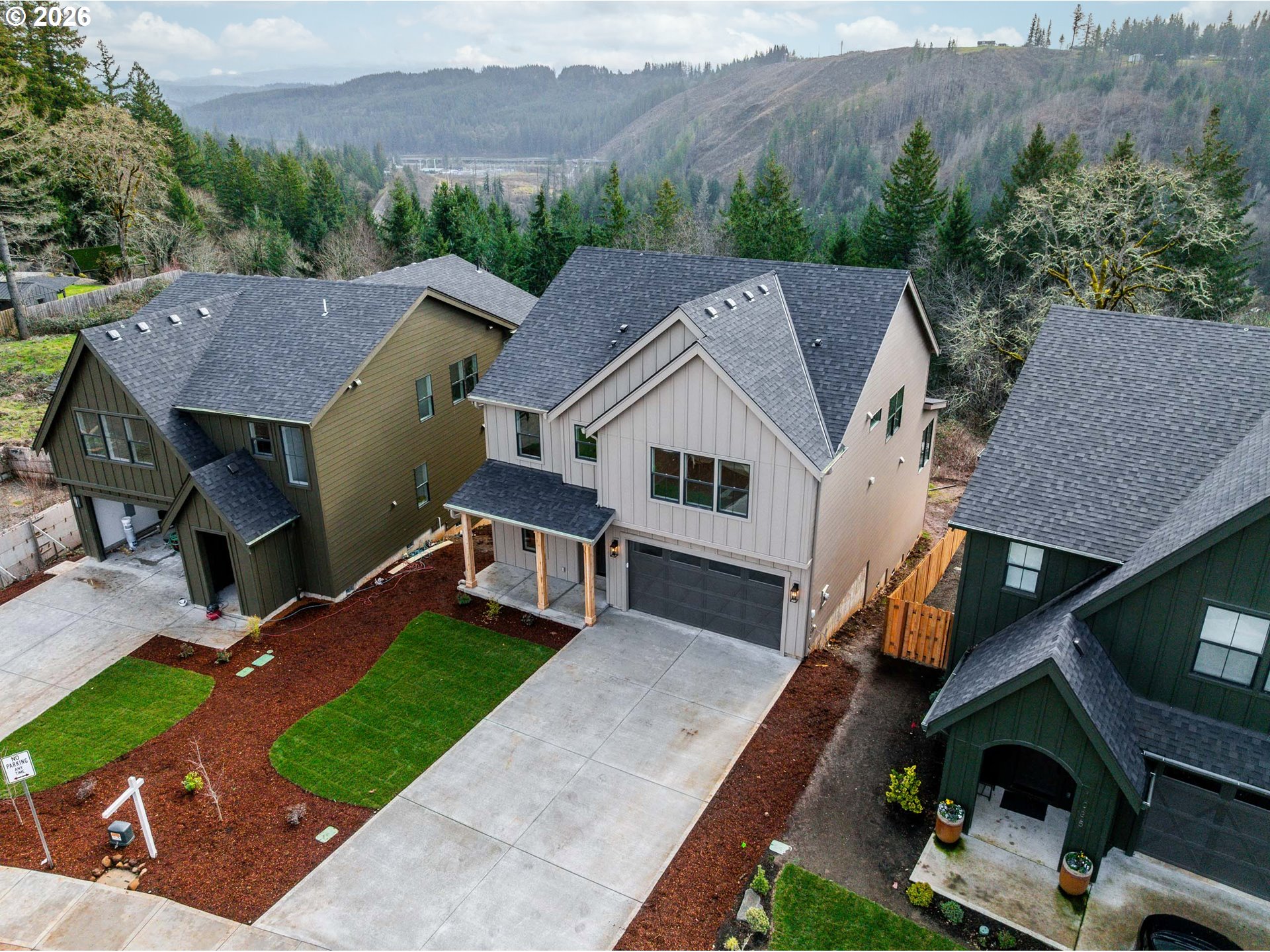1041 Southeast Olive Way Estacada, OR 97023 - Photo 4 of 35