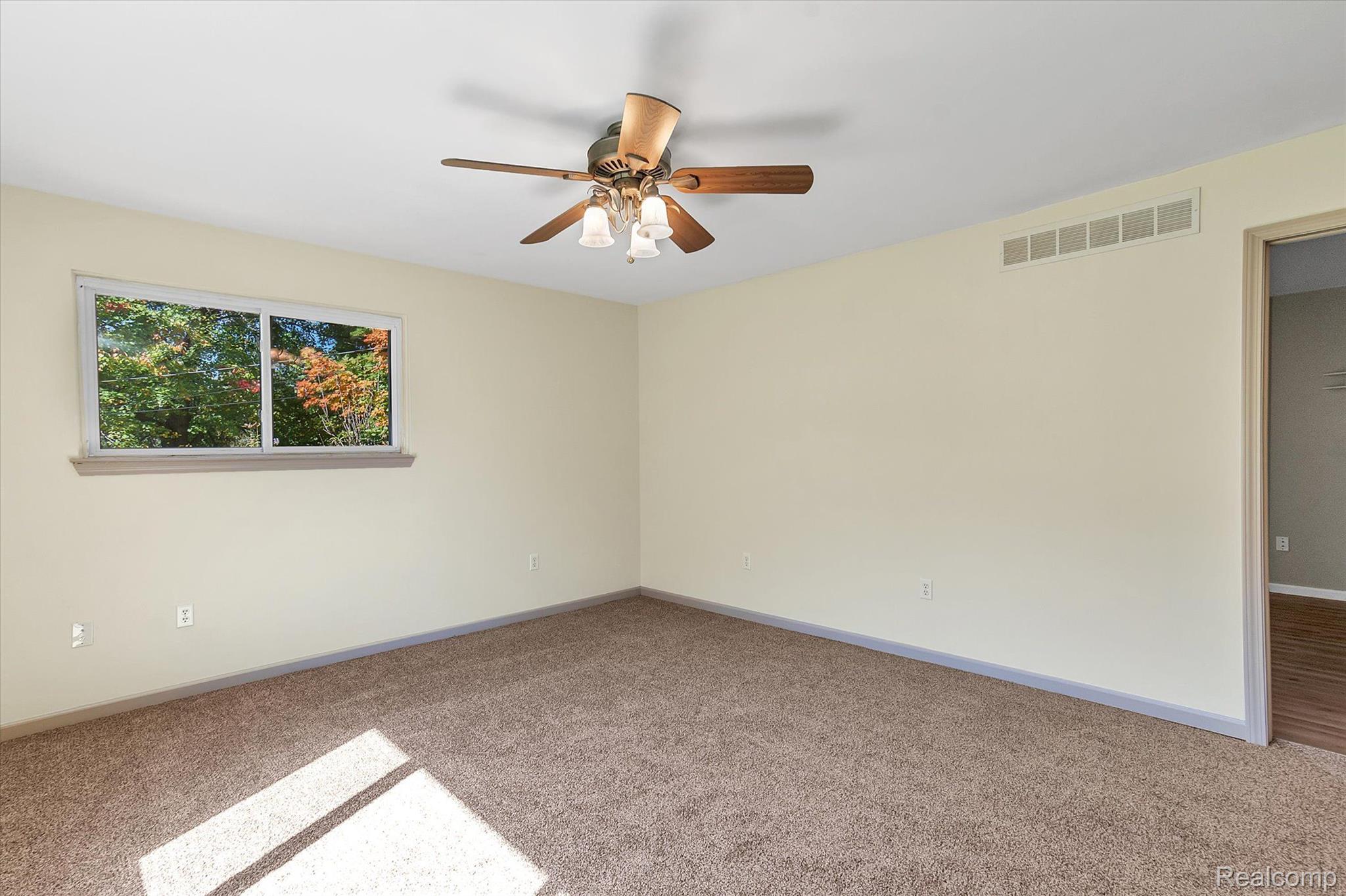 1340 Mower Road Pinckney, MI 48169 - Photo 15 of 54 Gallery Image 15