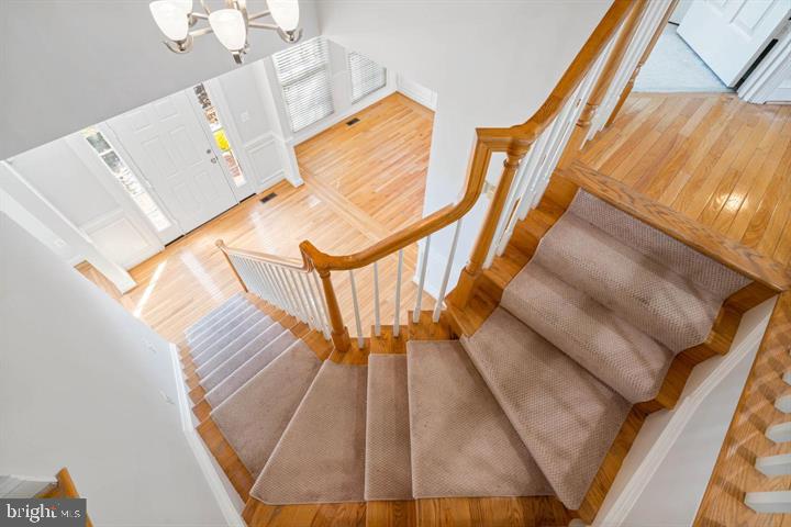 2038 Madrillon Road Vienna, VA 22182 - Photo 33 of 63 Staircase
