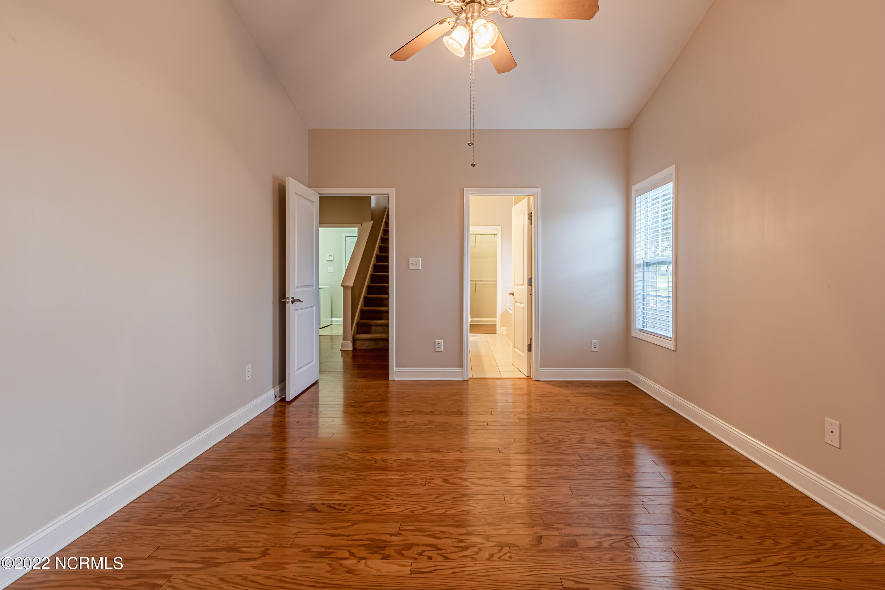 208 Emerald Ridge Road Jacksonville, NC 28546 - Photo 22 of 73 Primary owner's suite