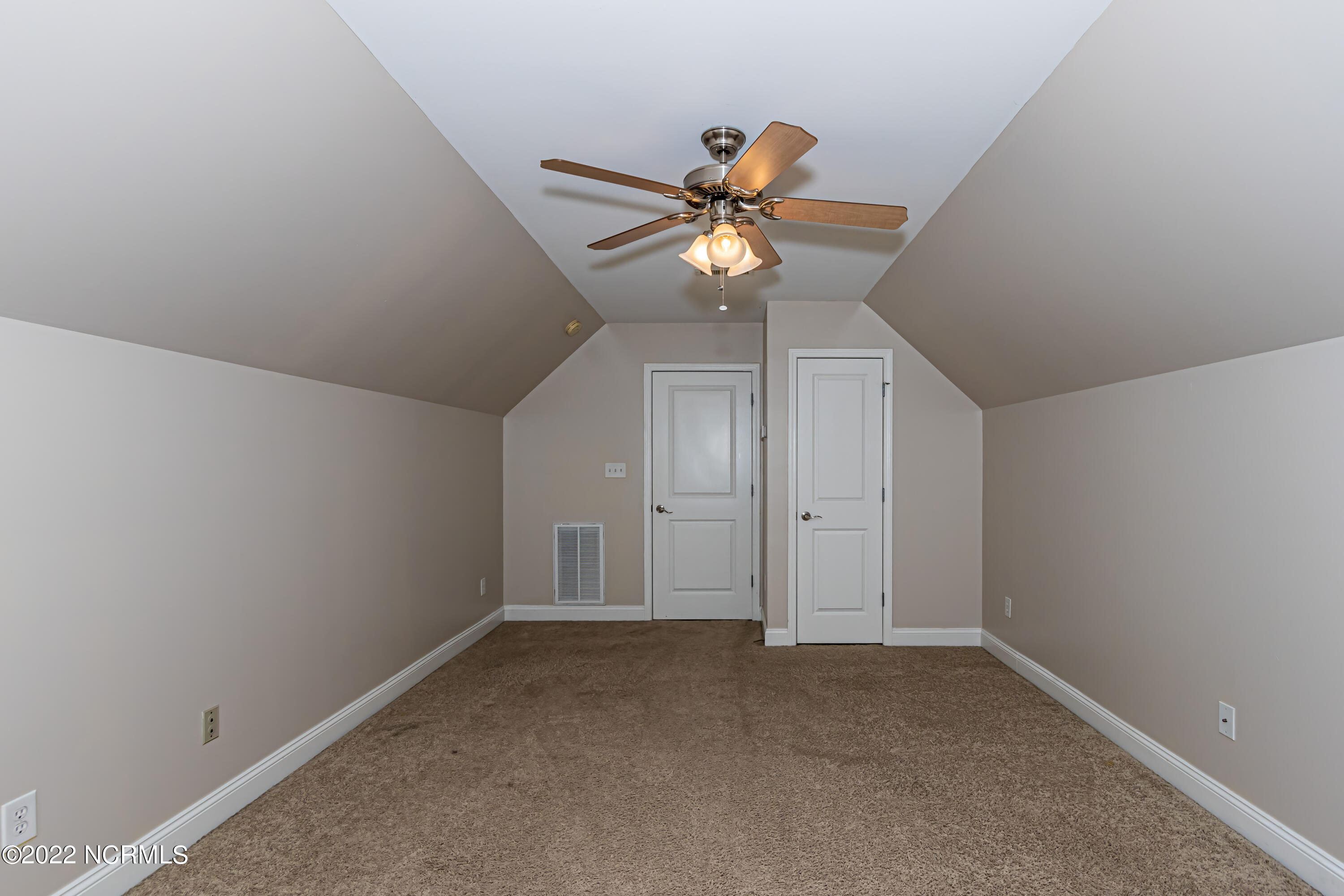 208 Emerald Ridge Road Jacksonville, NC 28546 - Photo 48 of 73 Bonus room