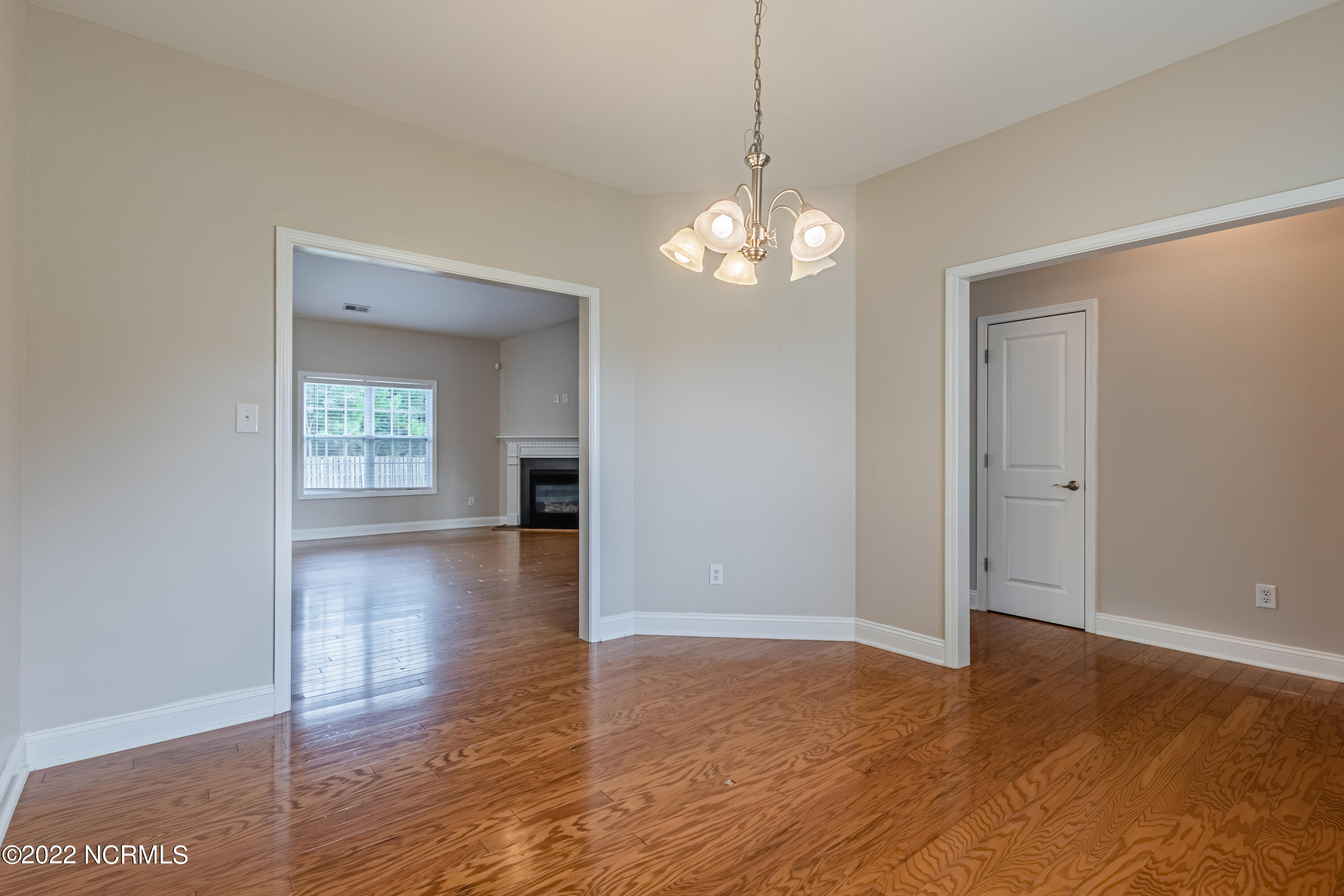 208 Emerald Ridge Road Jacksonville, NC 28546 - Photo 6 of 73 Formal dining room